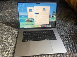 MacBook Pro 16” M1 Pro – 32 GB RAM