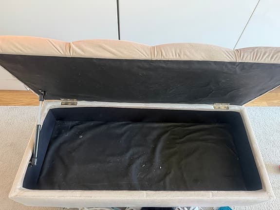 Förvaringsbänk i beige sammet