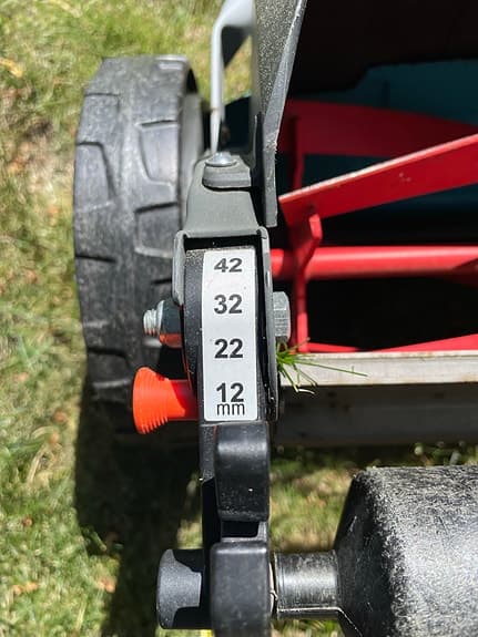 Gardena handdriven cylindergräsklippare med höjdjustering