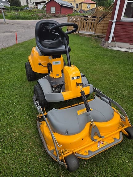 Stiga Park åkgräsklippare gul/grå