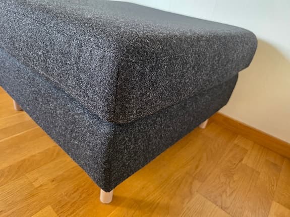 Sittpuff / fotpall
