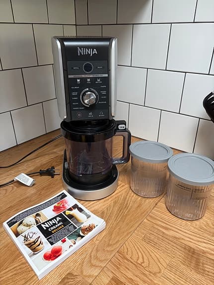 Ninja Creami Deluxe glassmaskin