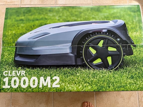 Grouw Clevr 1000m2 Robotgräsklippare