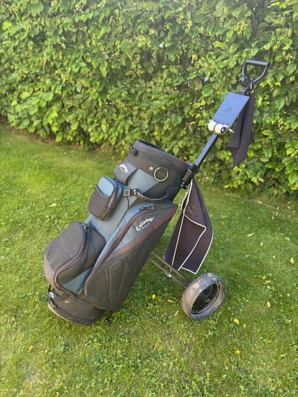 komplett golfset - Callaway bag,  vagn och klubbor