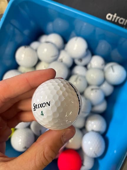 Golfbollar blandade märken