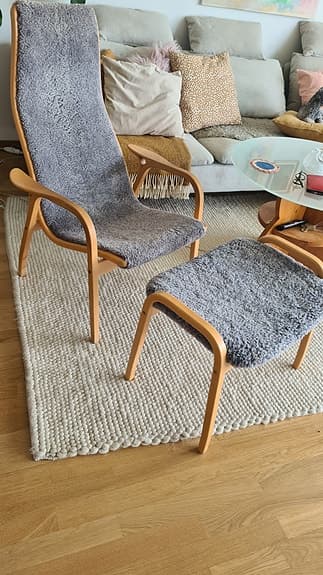 Lamino fåtölj med fotpall