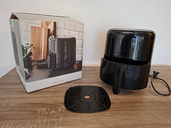 Nordic Sense Air Fryer 4.2 L – i absolut nyskick, endast testad en gång!