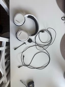 SteelSeries Arctis vita gamingheadset med sladd – vit