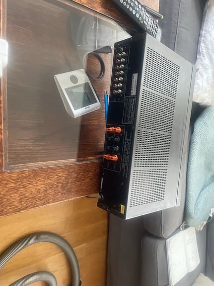 Technics SU-V505 förstärkare.