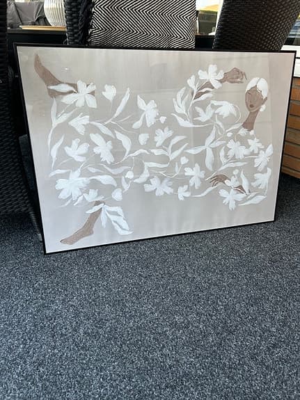Desenio tavla med blommotiv beige/vit