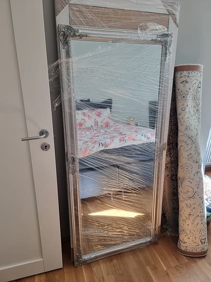 IKEA spegel med dekorerad ram