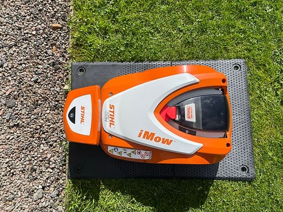 Stihl iMow 422P robotgräsklippare