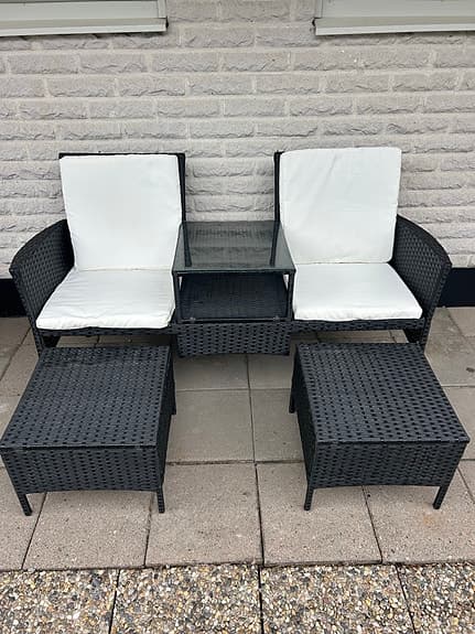 Utemöbel i rotting