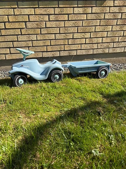 Bobby car med släp, green sea