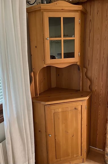 Hörnskåp