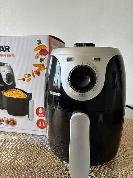 Säljes Tristar FR-6980 airfryer 2L svart