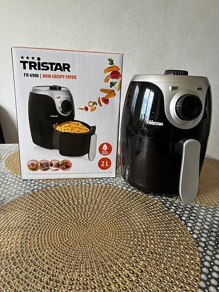 Säljes Tristar FR-6980 airfryer 2L svart