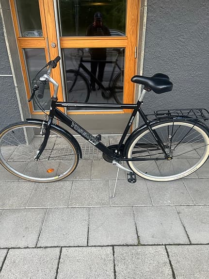 Knappt använd herr cykel 28 tum