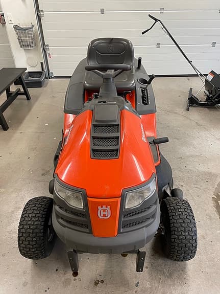 Husqvarna TC 238 åkgräsklippare