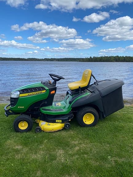 John Deere x155r med uppsamlare (111 timmar)