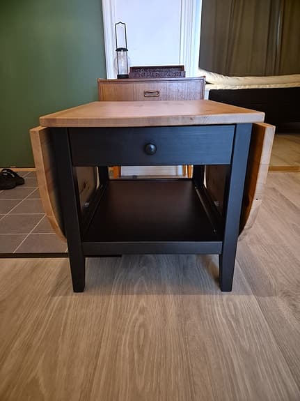 Fällbart bord