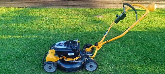 Gräsklippare Stiga BRIGS STRATTON MOTOR