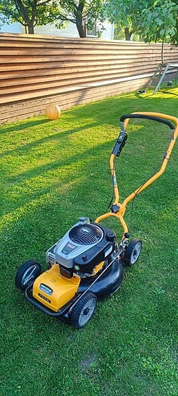 Gräsklippare Stiga BRIGS STRATTON MOTOR