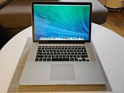 MacBook Pro 15" Retina i7/16GB/256GB SSD/HDMI