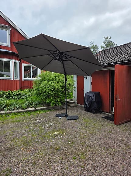Frihängande parasoll (3m) med vikter