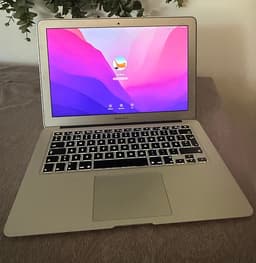 Apple MacBook Air 13” (2015)