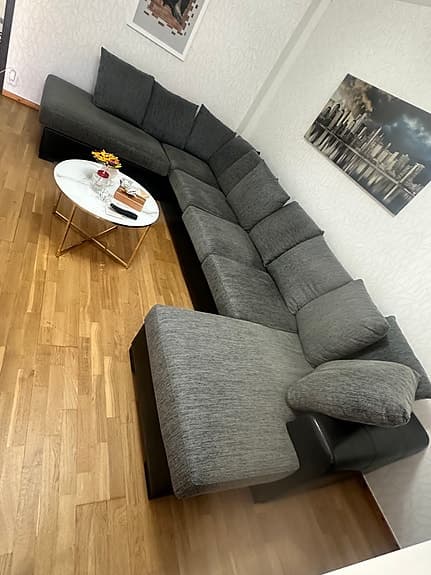 Soffa i 5 sits U formad Large Soffa med Divan och Schäslong i Konstläder/Tyg