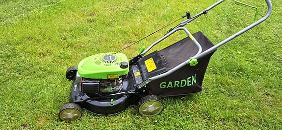Garden DG350 gräsklippare bensin grön