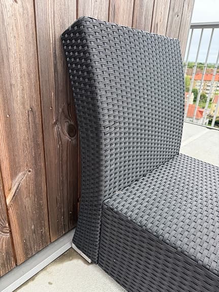 Svart konstrotting loungesoffa för uteplats/balkong