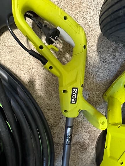 Ryobi RLT2925 elgrästrimmer (tråd)