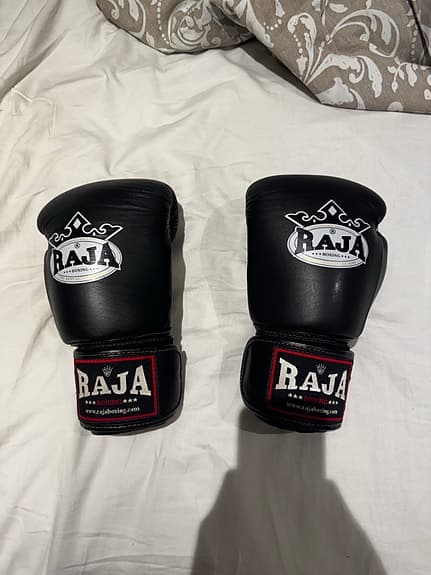 Raja boxningshandskar svart