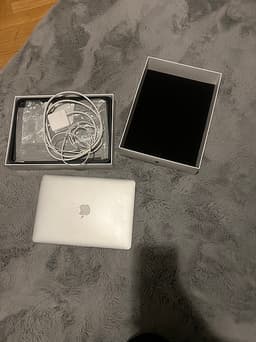 Apple MacBook Air 13 tum silver laptop