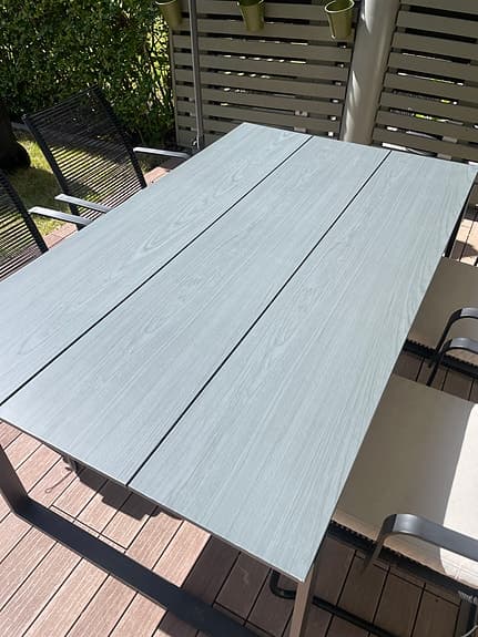 Matgrupp för uteplats bord+4 stolar med dynor