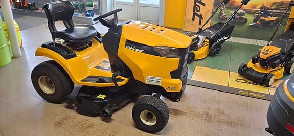 Åkgräsklippare Cub Cadet XT1 OS 96