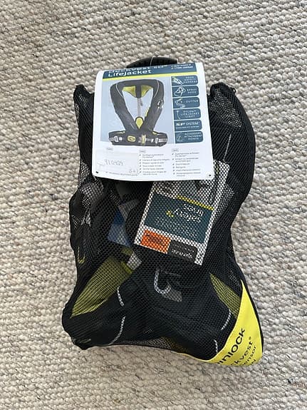 Spinlock Deckvest 5D uppblåsbar flytväst svart/gul