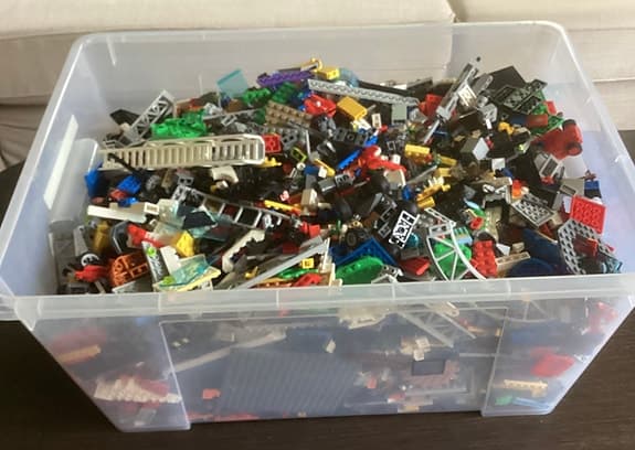 LEGO-paket 10 kg! Nytvättat, 75 figurer & 20 ritningar