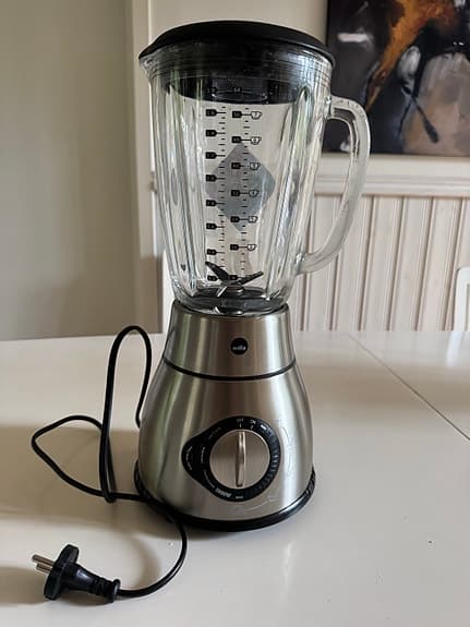 Wilfa blender i glas med rostfri bas
