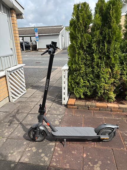 Xiaomi elsparkcykel svart