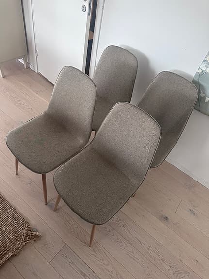 Bistrup matstolar som nya! Sand