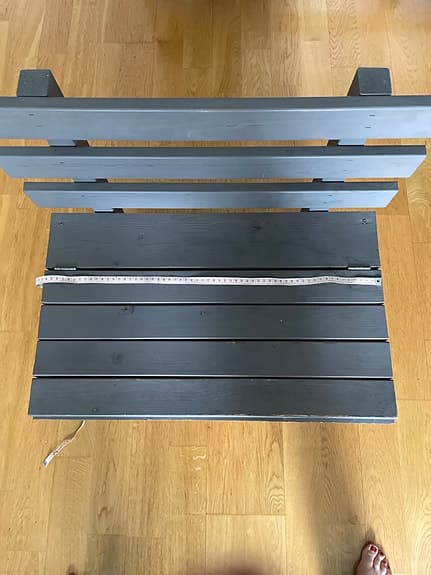 Sittbänk + förvaring: perfekt för liten balkong