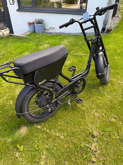 Doppio tvåsitsig elcykel | Premium | Svart