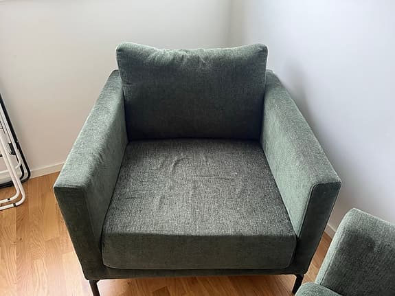 2 st gröna fåtöljer från Mio