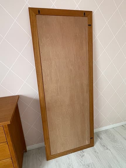 Stor spegel i ek