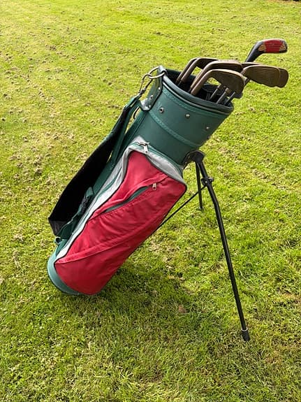 Golfset och bärbag