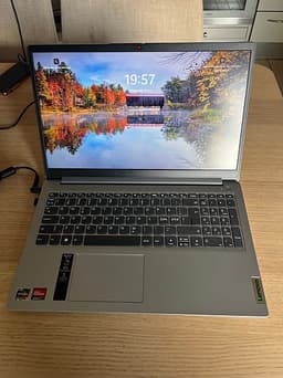 Lenovo laptop 15 tum silver