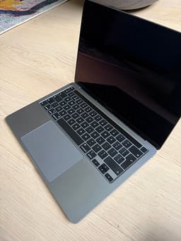 MacBook Pro 13" (2020) 16GB / 512GB